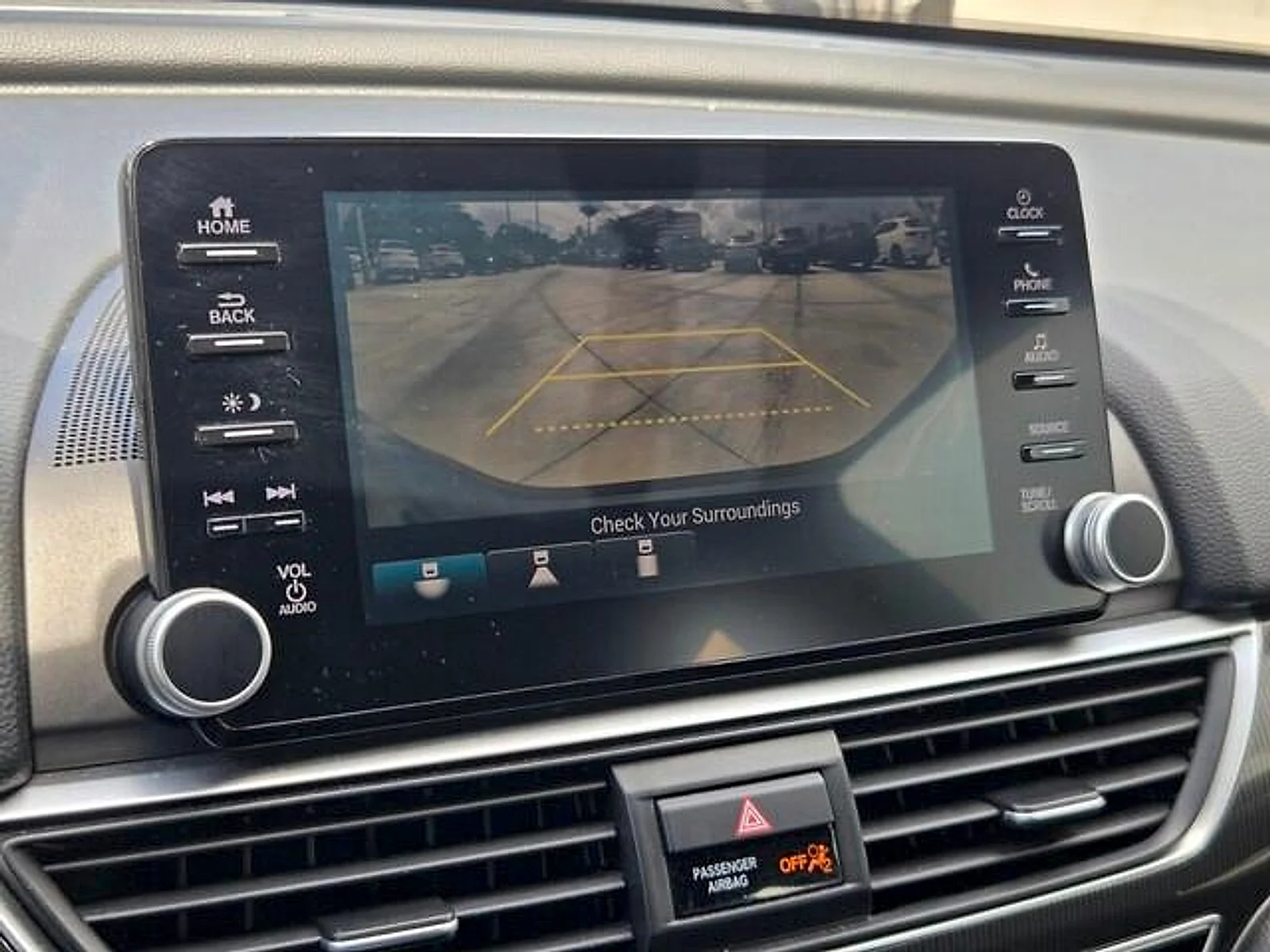 Used 2019  Honda Sport image 18