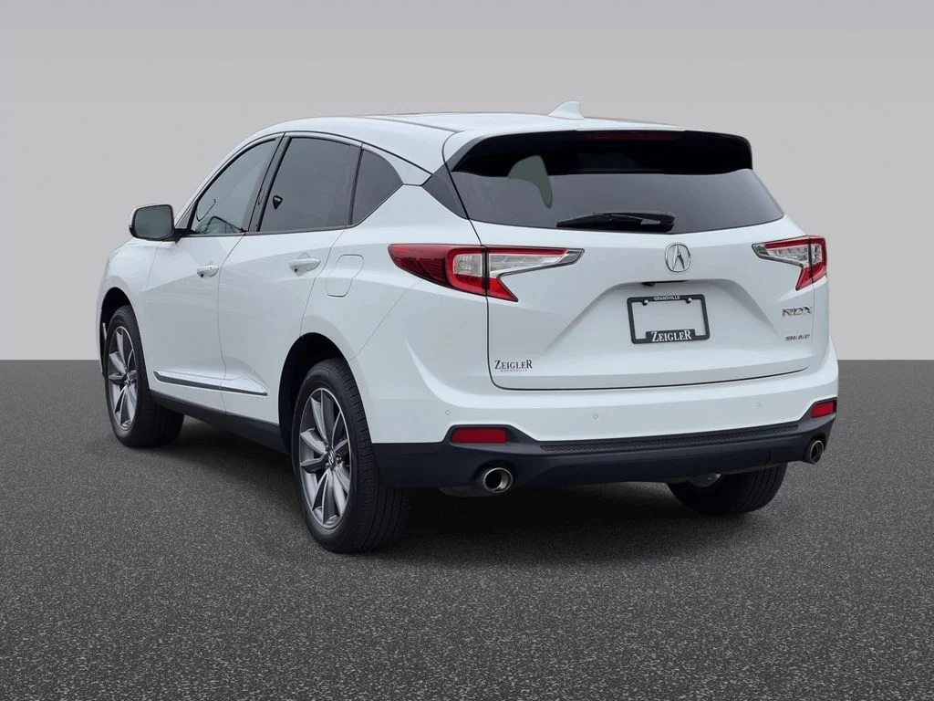 Used 2021 White Acura Technology Package image 3