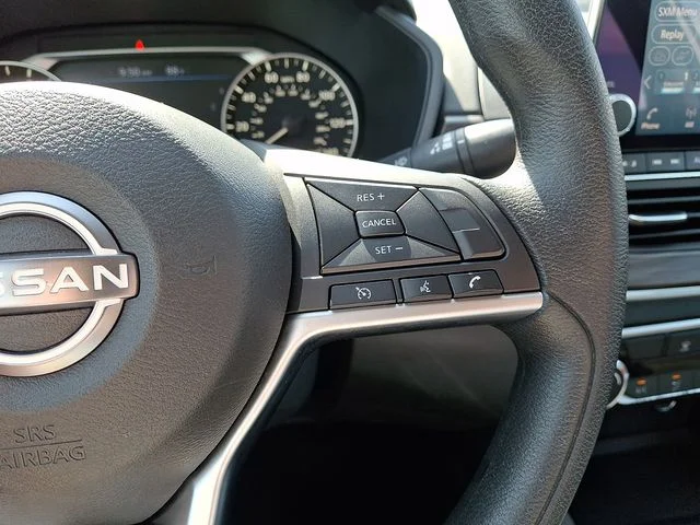 Used 2024 Brilliant Silver Metallic Nissan 2.5 SV image 20