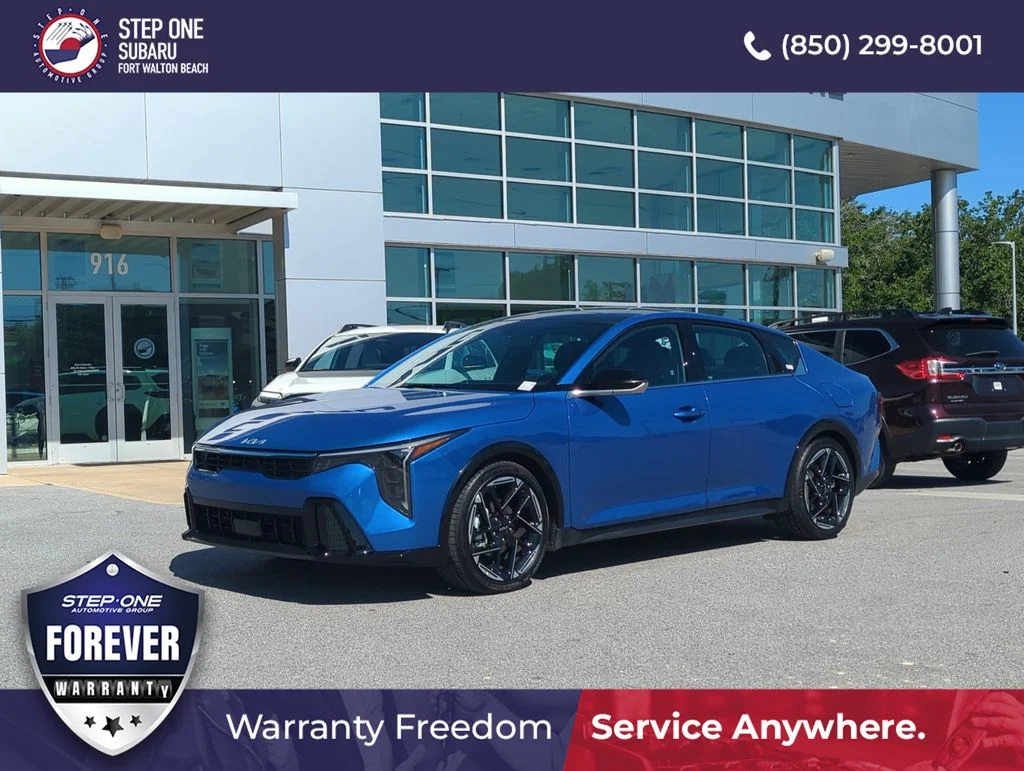 2025 Kia K4 GT-Line AT's photo