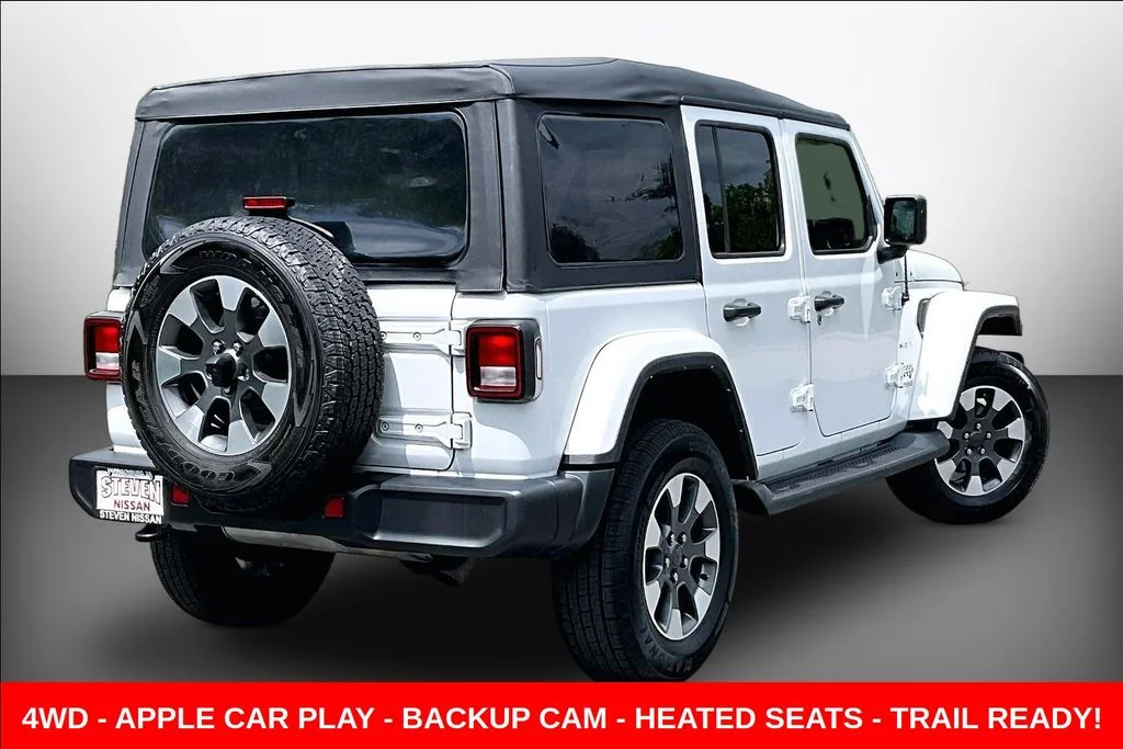 Used 2022 White Jeep Unlimited Sahara image 6