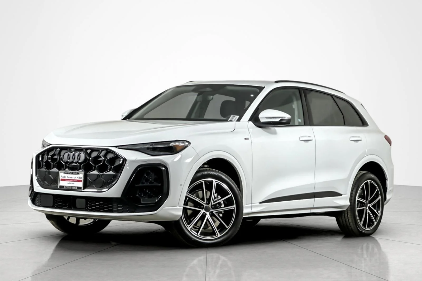 2026 Audi Q5 Premium Plus quattro's photo