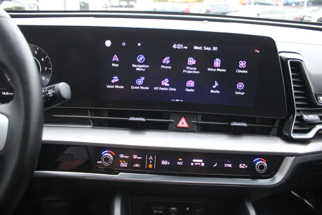 Used 2023 Black Kia SX-Prestige image 4