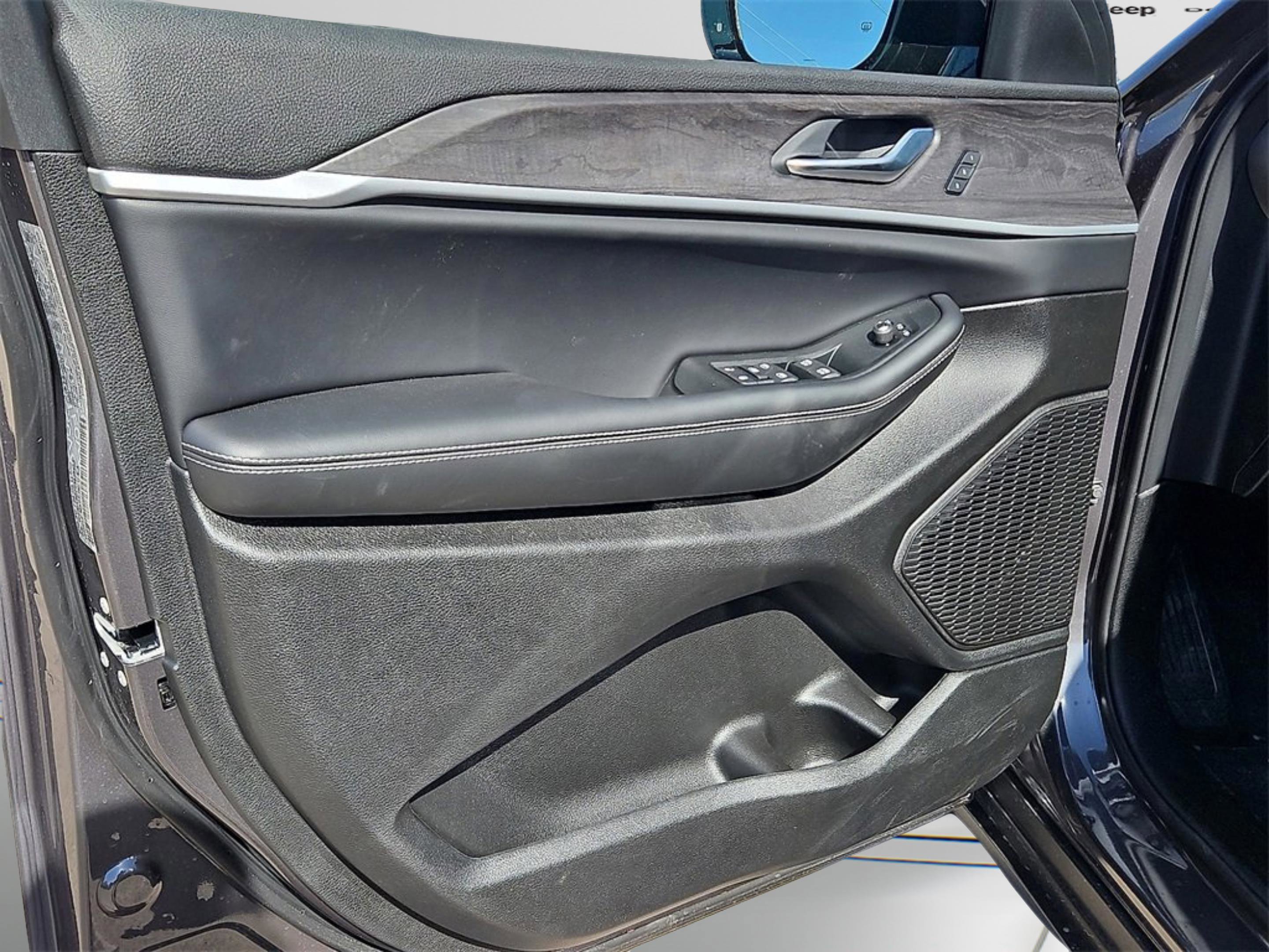 2025 Jeep Grand Cherokee L Limited - Photo 9