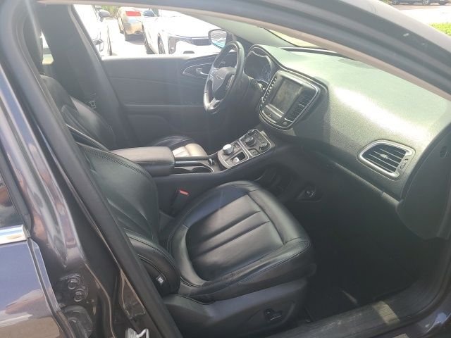 Used 2016 Gray Chrysler Limited image 7