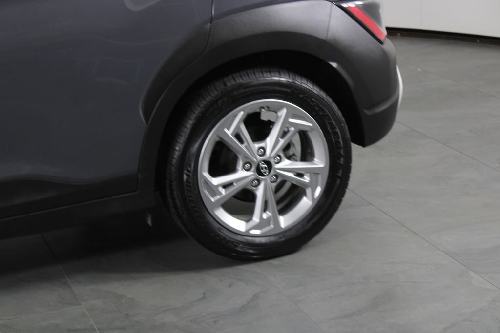 Used 2023 Gray Hyundai SEL image 14