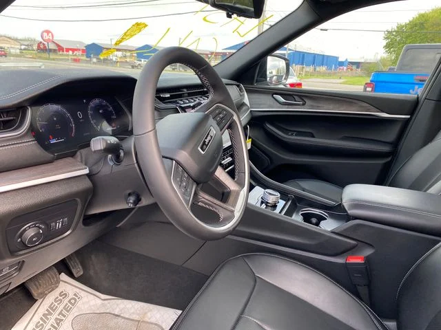 2025 Jeep Grand Cherokee L Limited - Photo 12
