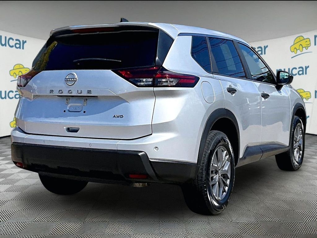 Certified Used 2024 Silver Nissan S image 6