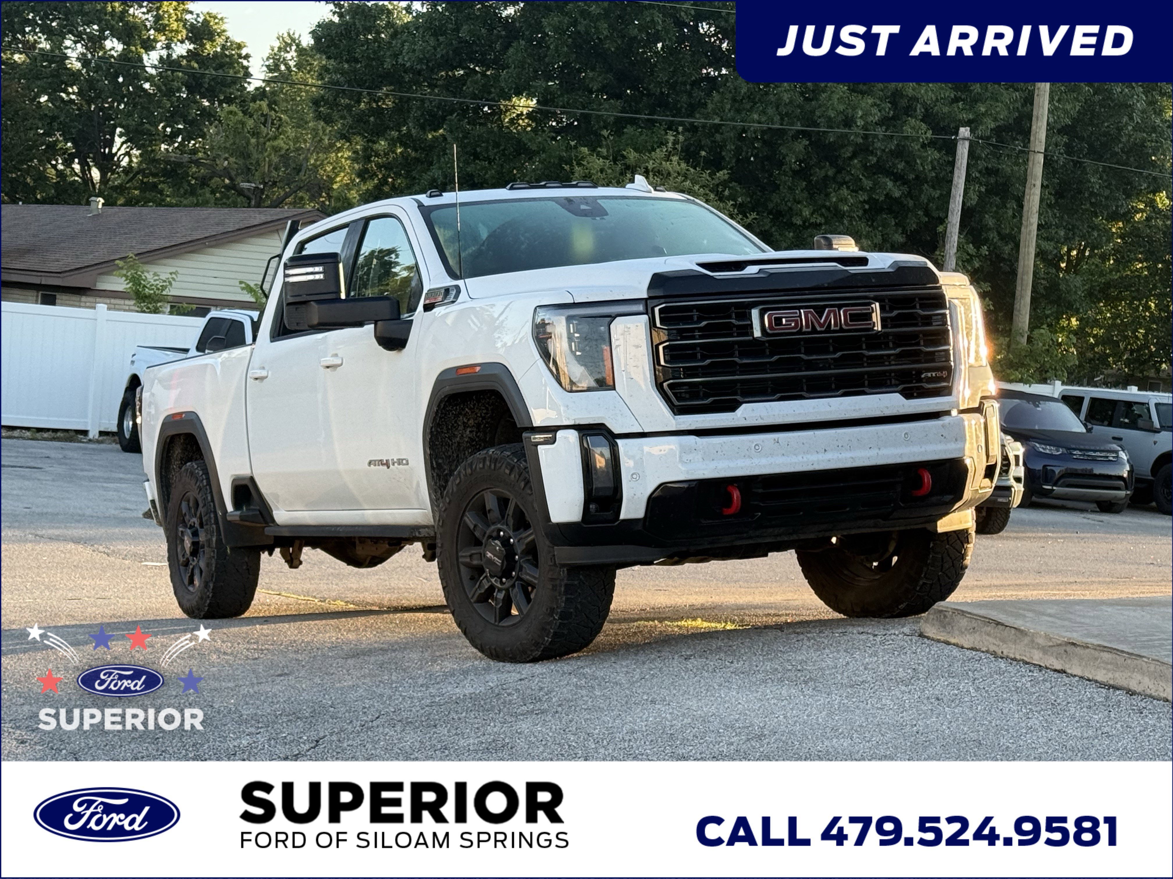 2024 GMC Sierra 4WD Crew Cab Standard Box AT4's photo