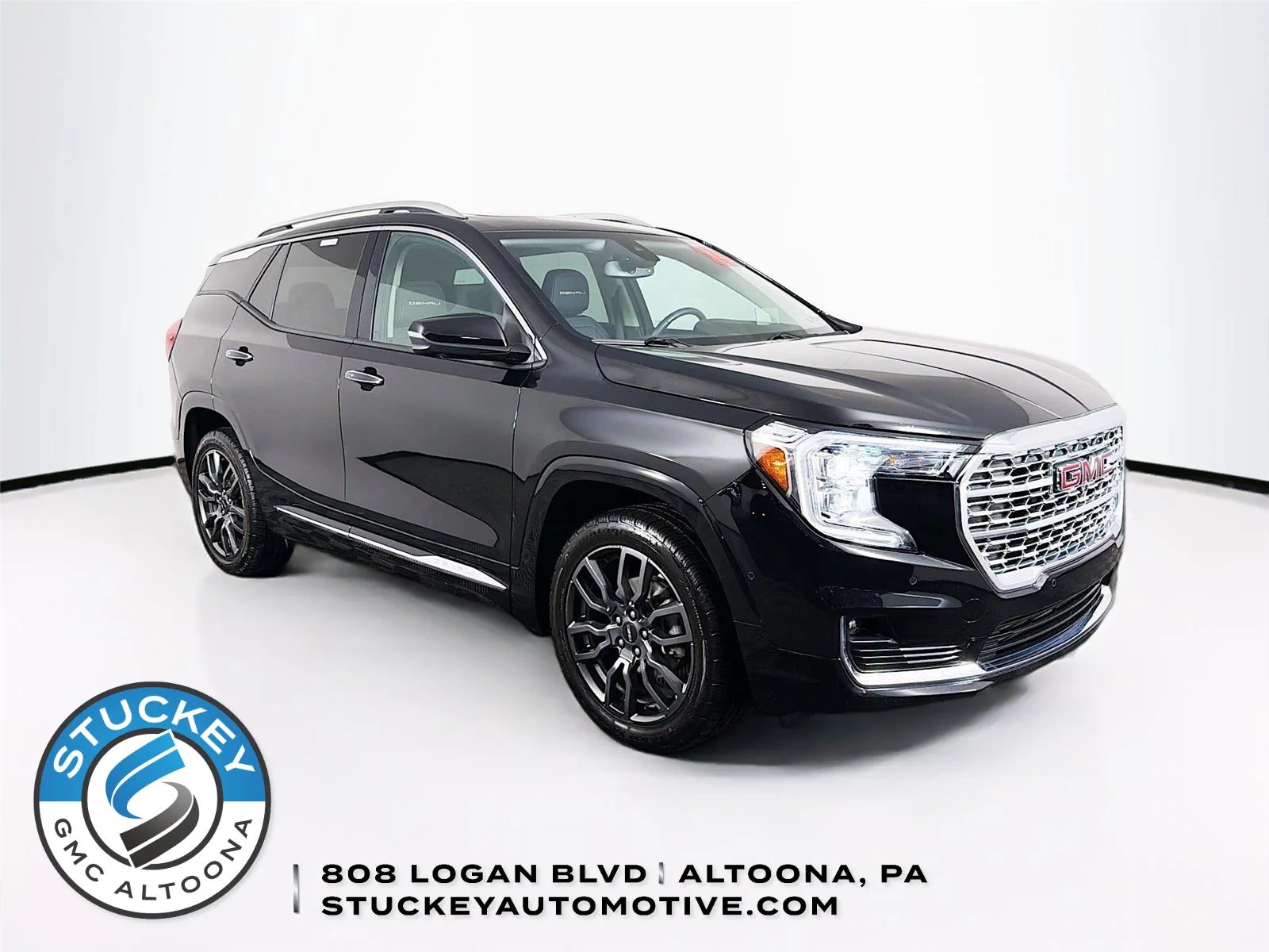 2024 GMC Terrain Denali AWD's photo