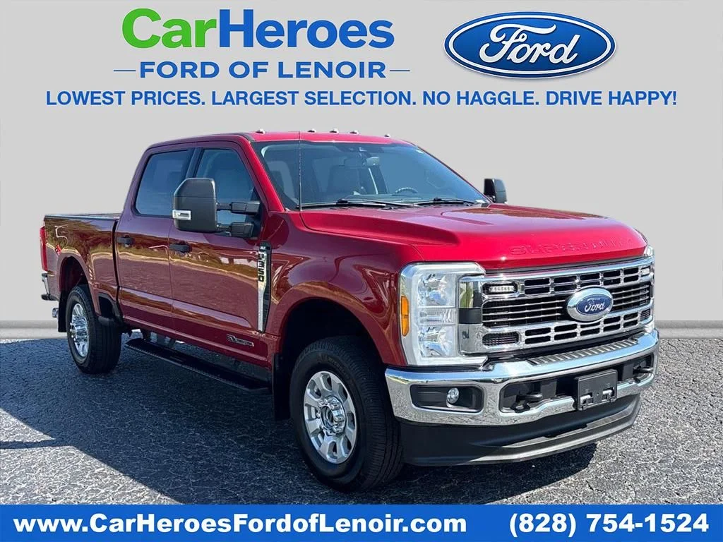 Used 2023 Red Ford XLT image 1