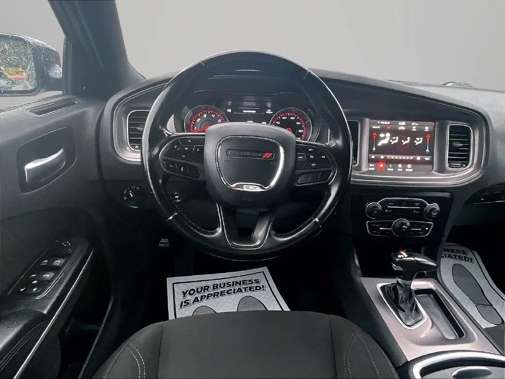 Used 2023 Gray Dodge SXT image 6