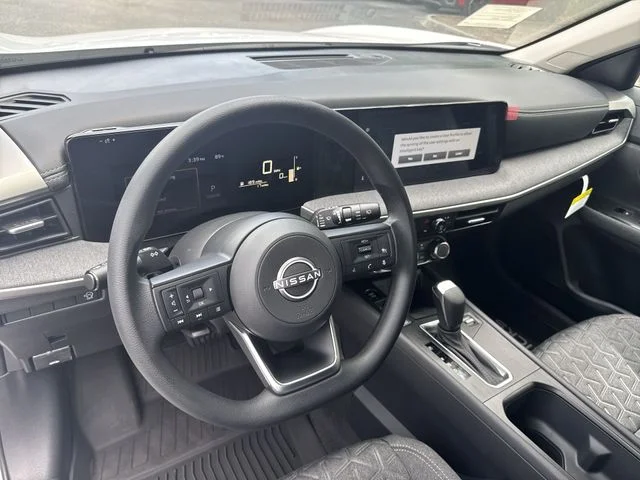 Used 2025 White Nissan SV image 15