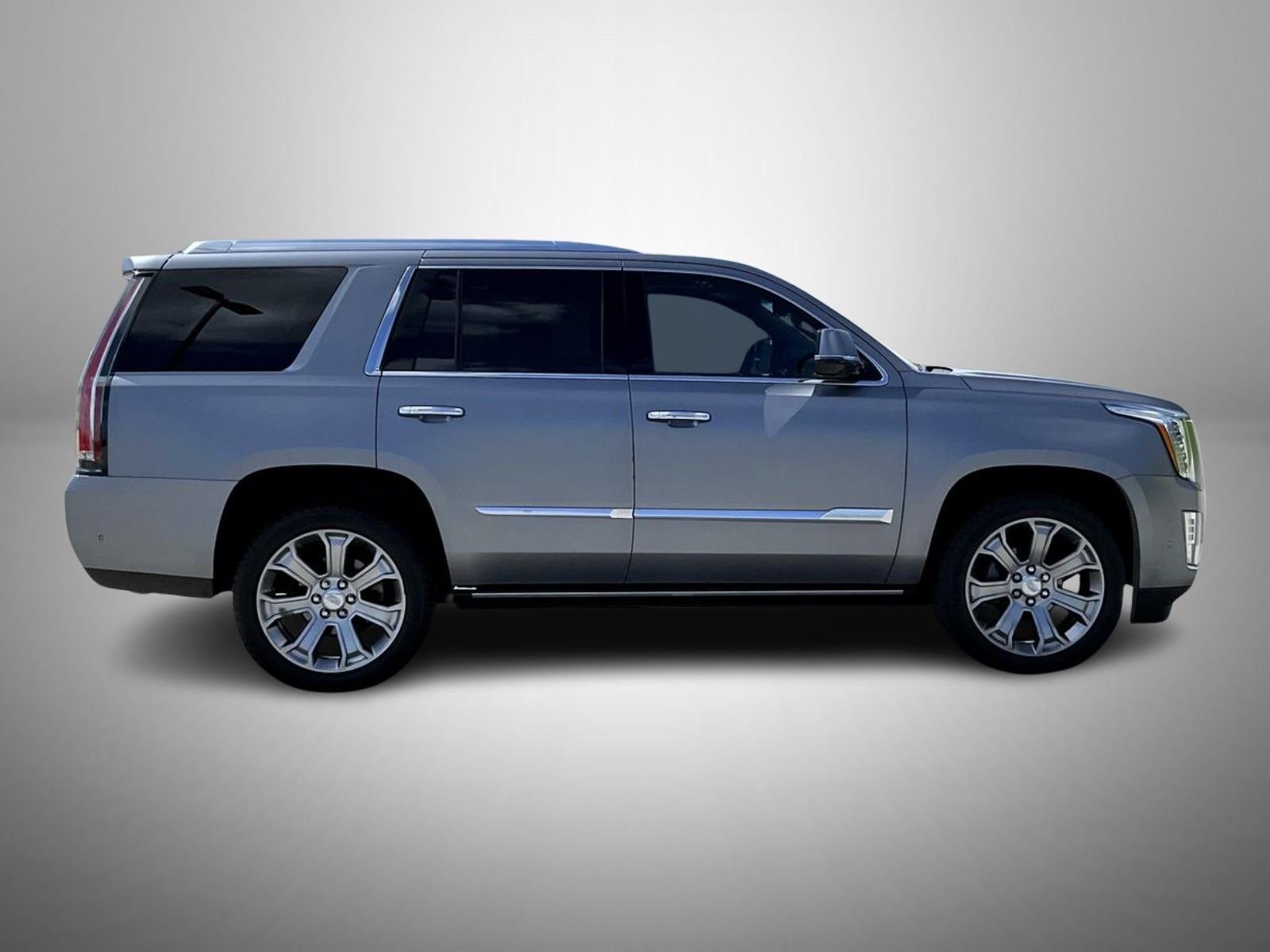 Used 2019 Gray Cadillac Premium Luxury image 4