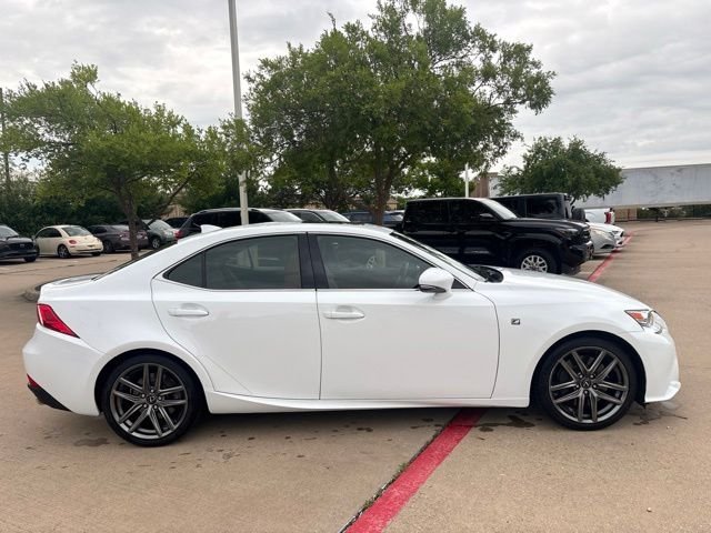 Used 2016 White Lexus 200t image 4