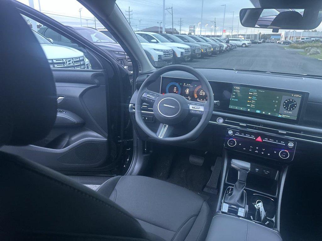 New 2026 Black Hyundai SEL Plus AWD image 15