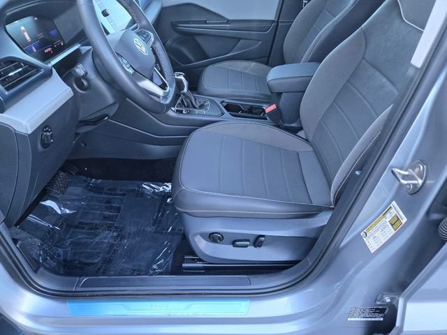 Used 2024 Silver Volkswagen 1.5T SE image 17