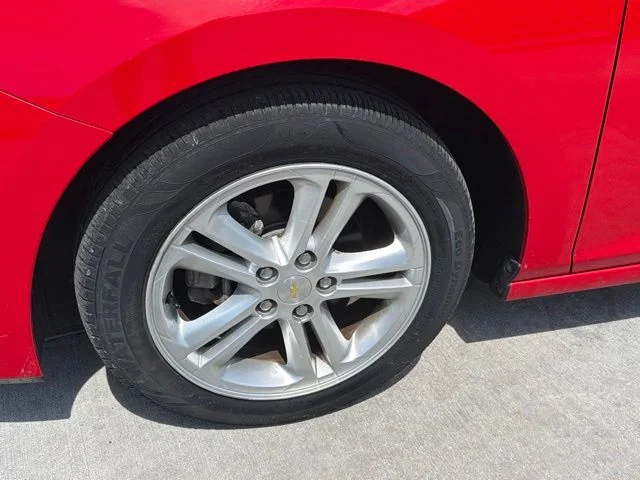 Used 2017 Red Chevrolet LT image 10
