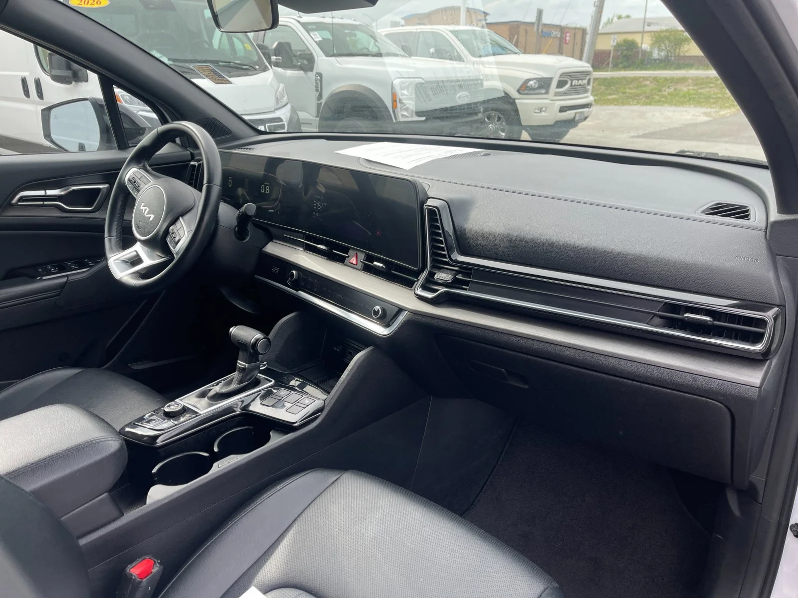 Used 2023 White Kia X-Line image 18