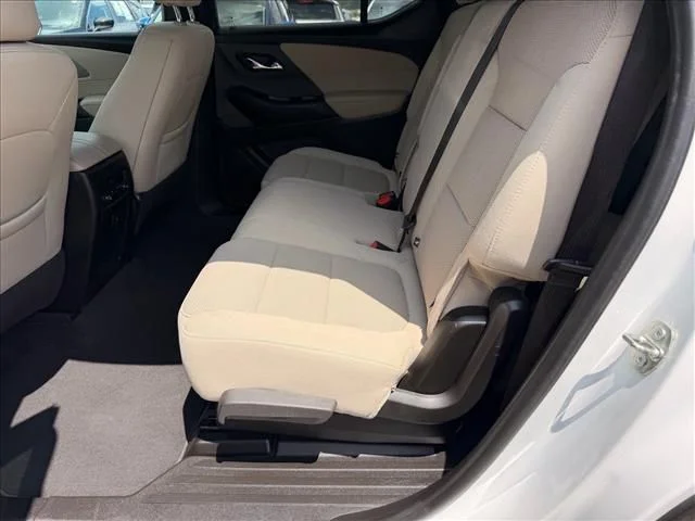 Used 2023 White Chevrolet LS image 10