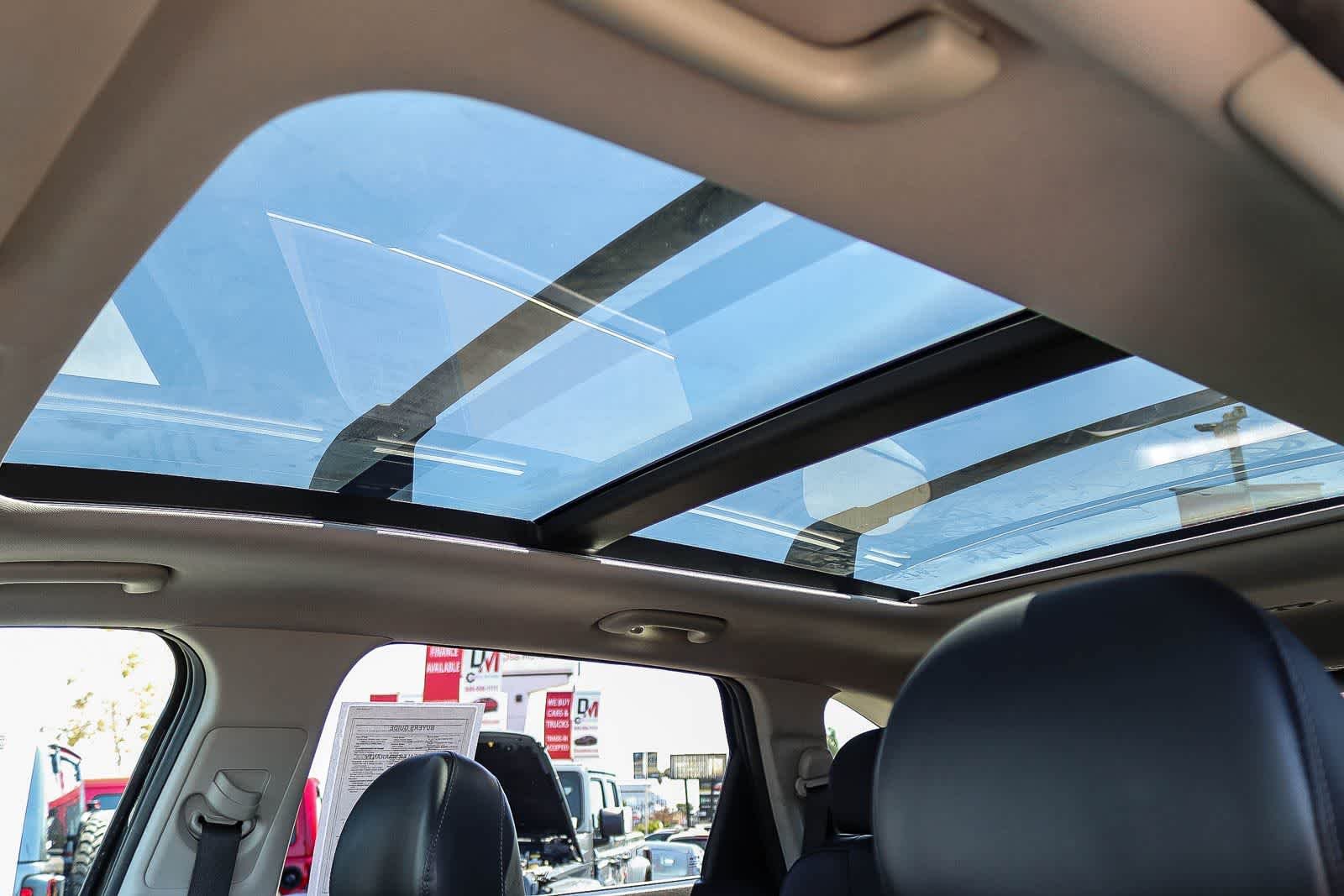 Used 2021 Aurora Black Kia EX image 23