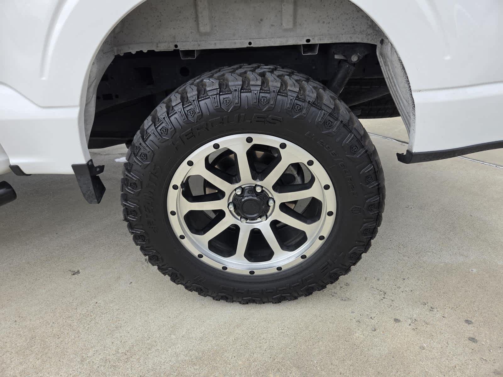 Used 2024 Oxford White Ford STX image 26