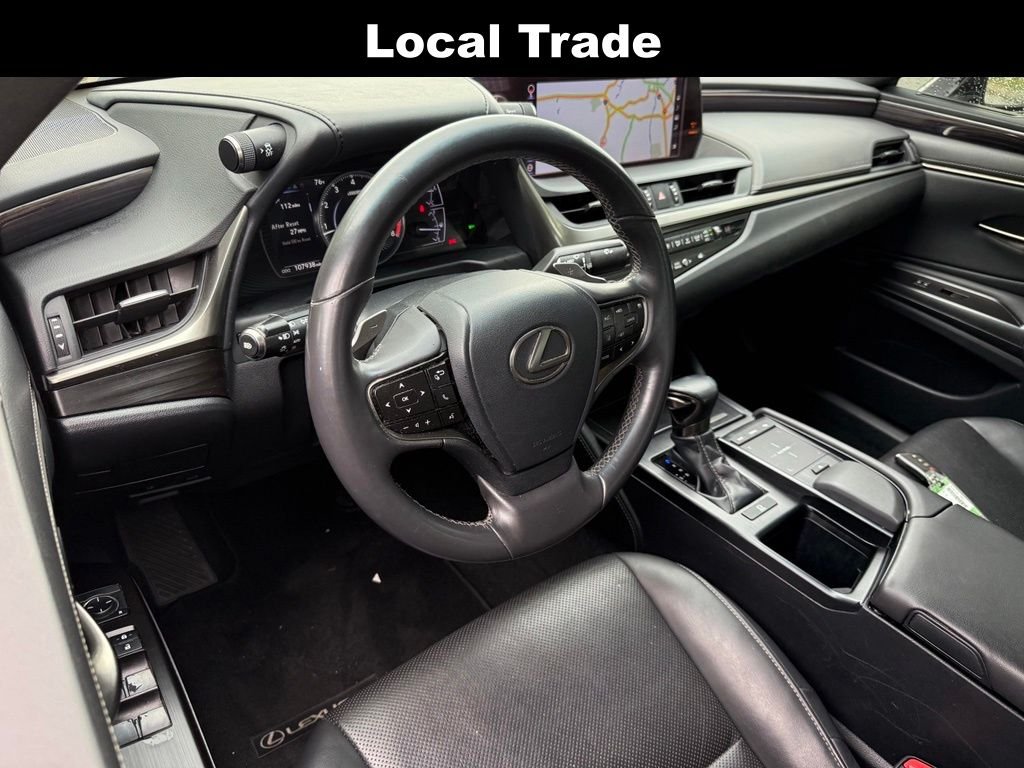 Used 2019 White Lexus 350 image 3
