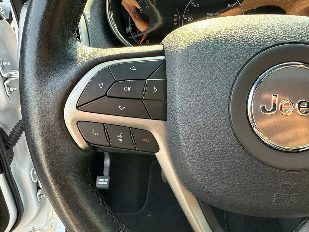 Used 2020 White Jeep Limited image 27