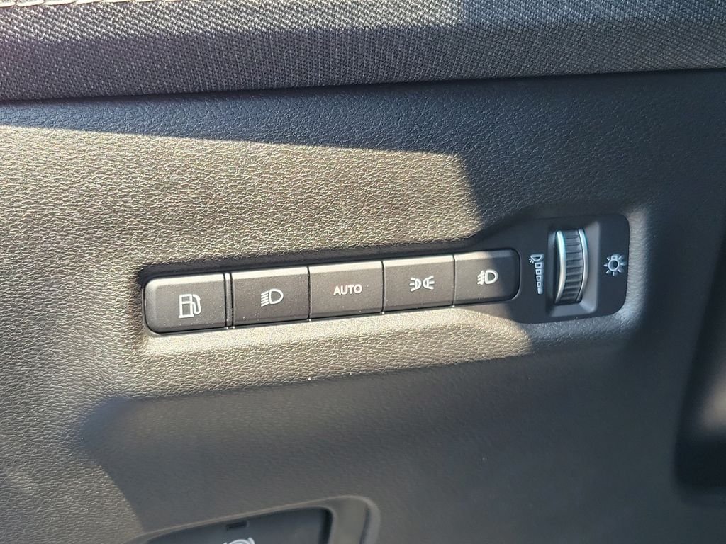 New 2026 Hydro Blue Pearlcoat Jeep Laredo image 18