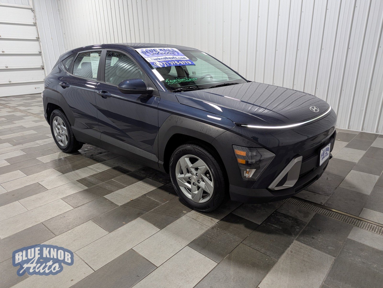 2024 Hyundai Kona SE photo 4