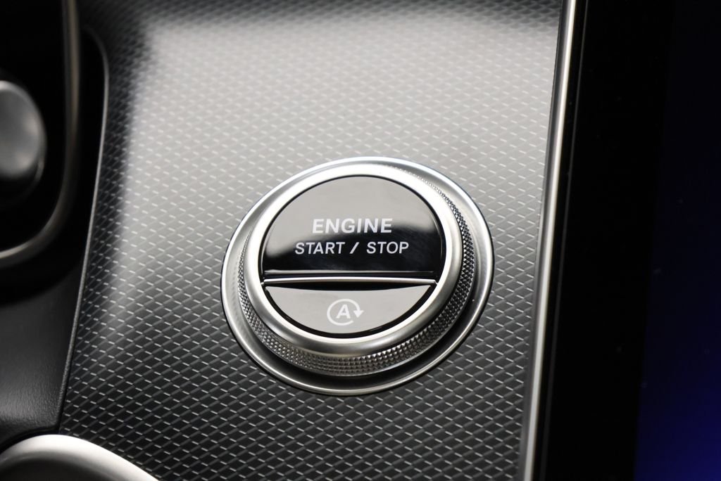 New 2027 Black Mercedes-Benz GLC 300 image 24