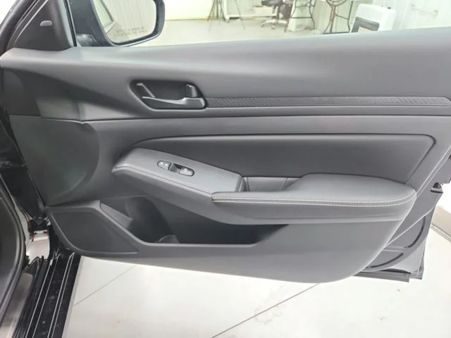 New 2026 Black Nissan 2.5 SV image 34