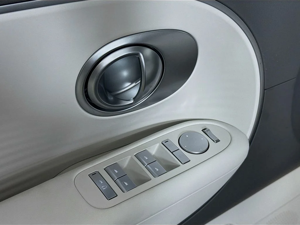 2026 Hyundai IONIQ 9 S - Photo 18