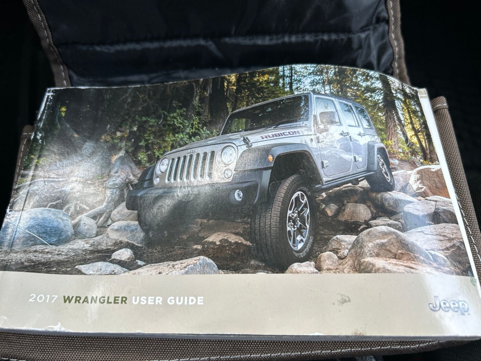 Used 2017 Black Jeep Unlimited Sport image 19