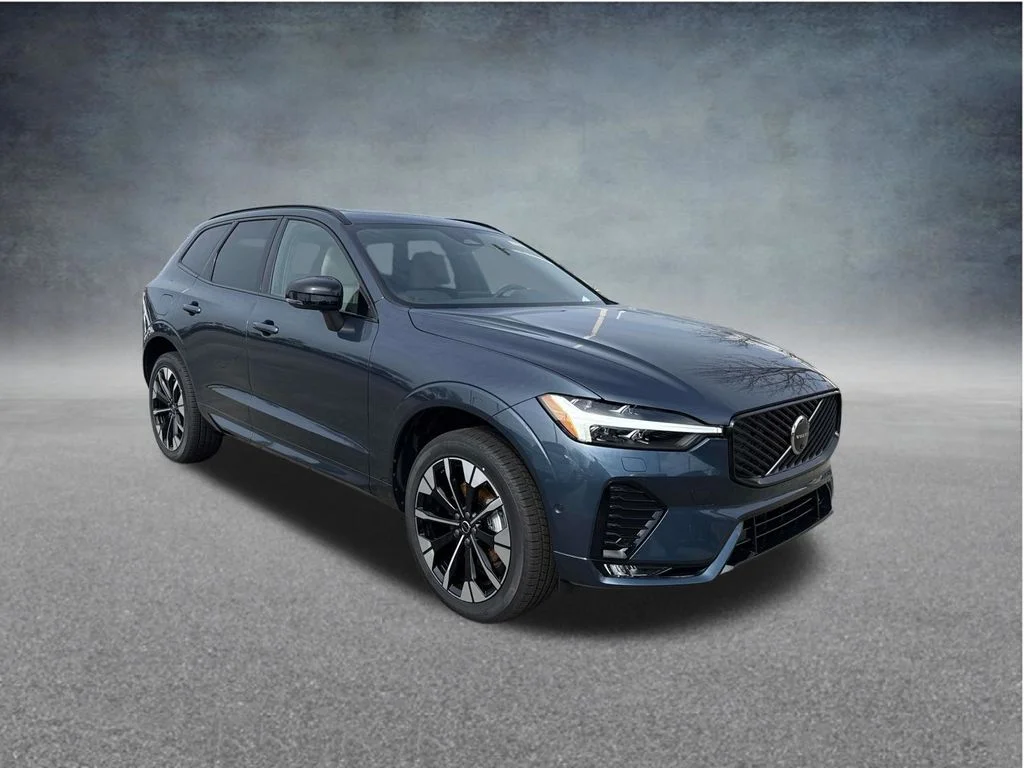 2026 Volvo XC60 B5 Plus