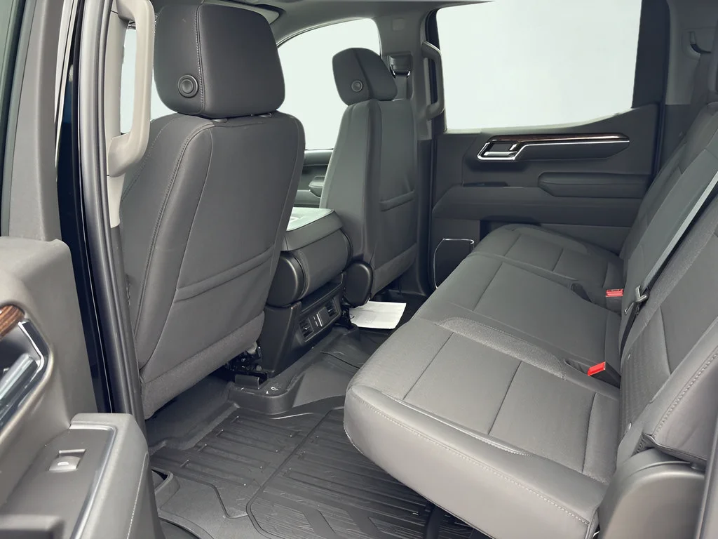 2026 GMC Sierra 1500 SLE - Photo 9