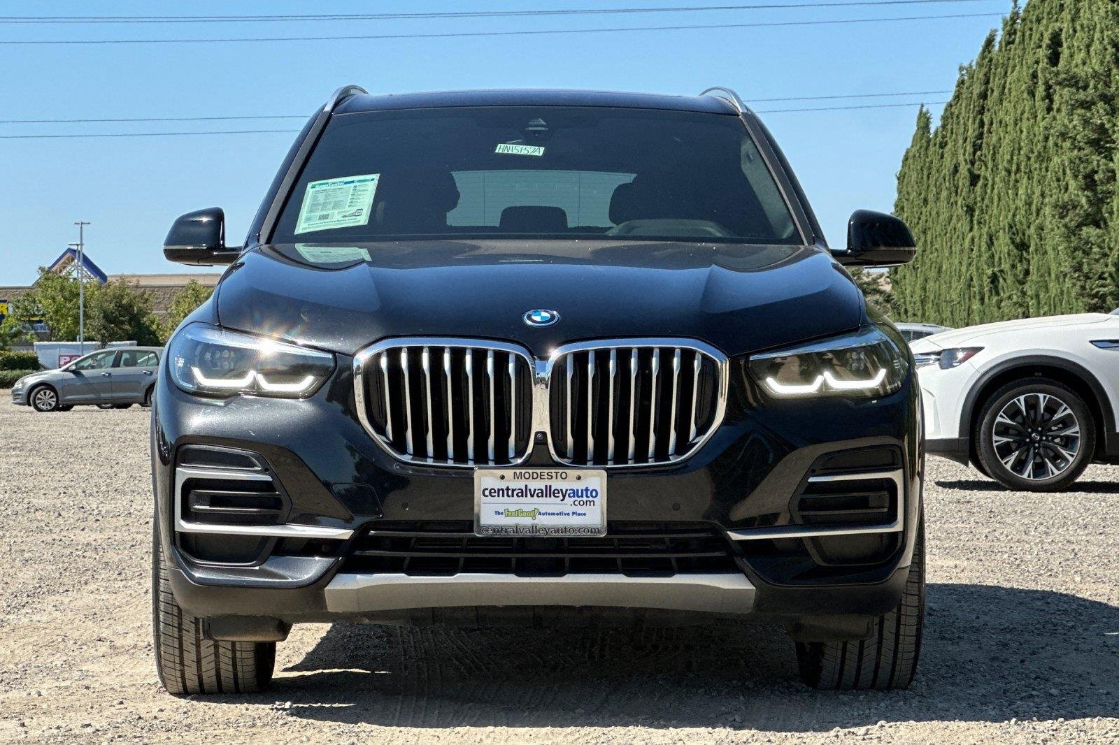 Used 2023 Black Sapphire Metallic BMW xDrive45e image 8