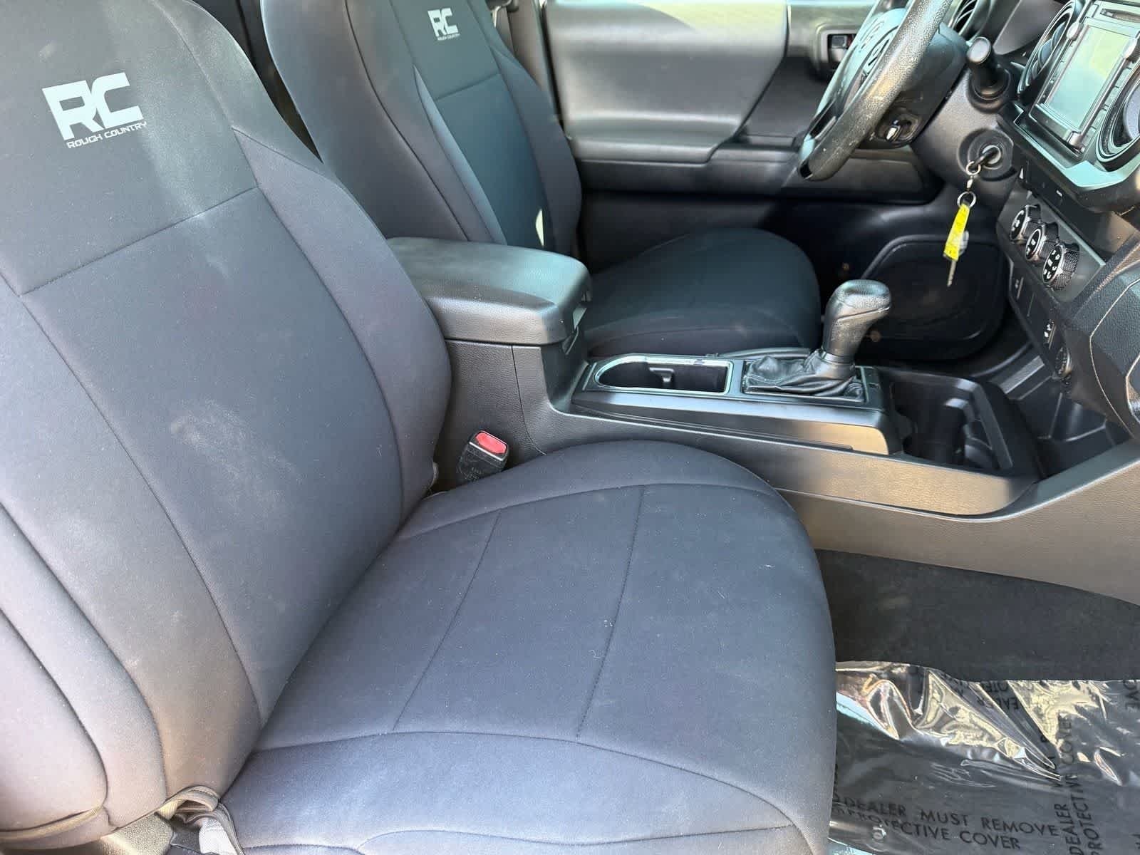 Used 2019 Super White Toyota SR image 11