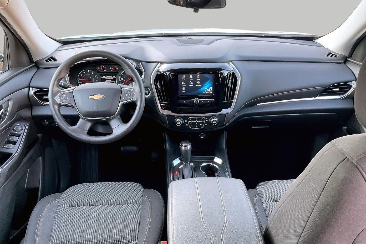 Used 2019 SUMMIT WHITE Chevrolet LS image 14