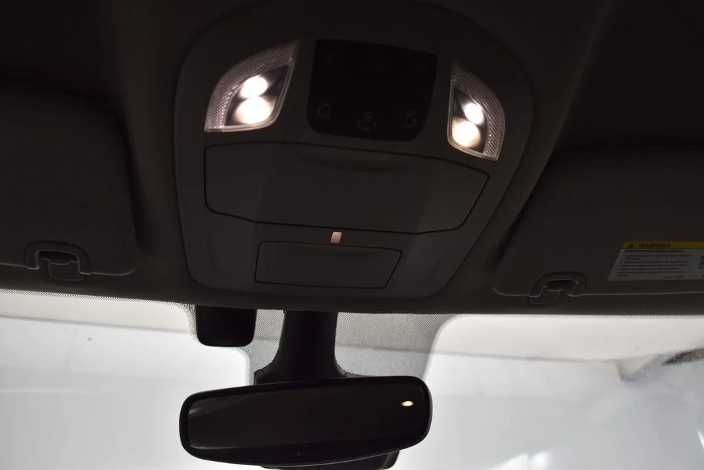Used 2022 White Chrysler Touring L image 13