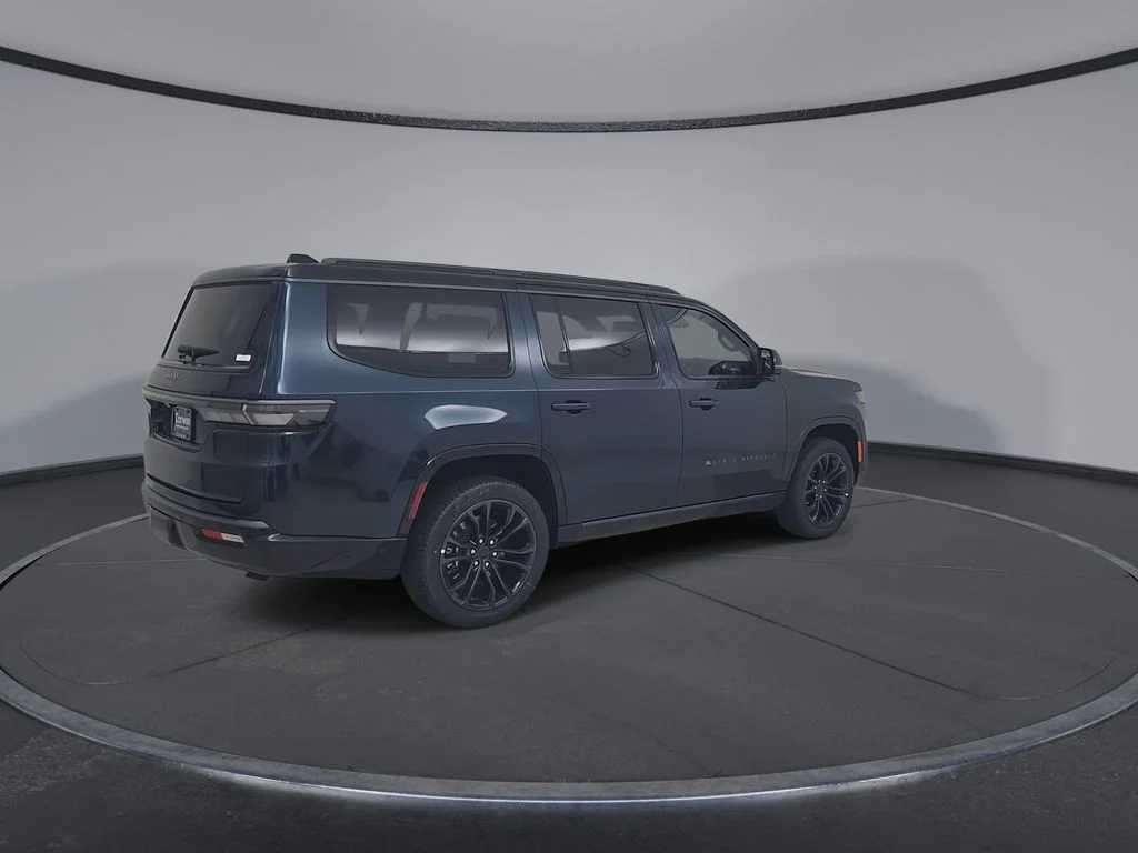New 2026 Fathom Blue Pearl-Coat Exterior Paint (Late Availability) Jeep Summit Reserve image 15