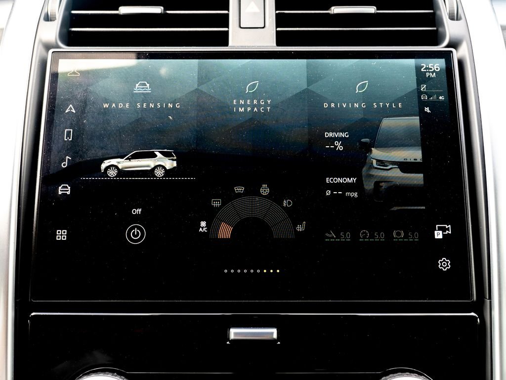 Used 2025 Gray Land Rover Dynamic SE image 24