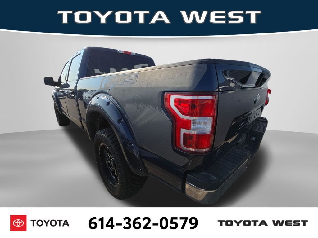 Used 2018 Blue Ford XLT image 5