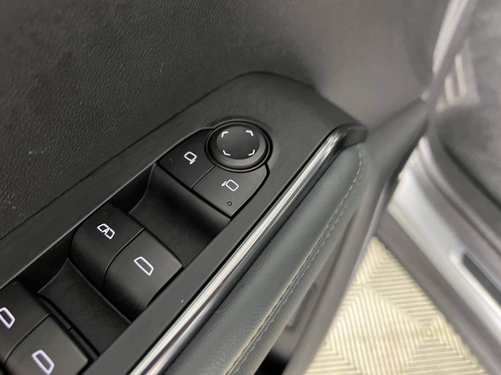 Used 2026 Sterling Metallic GMC AWD AT4 image 29
