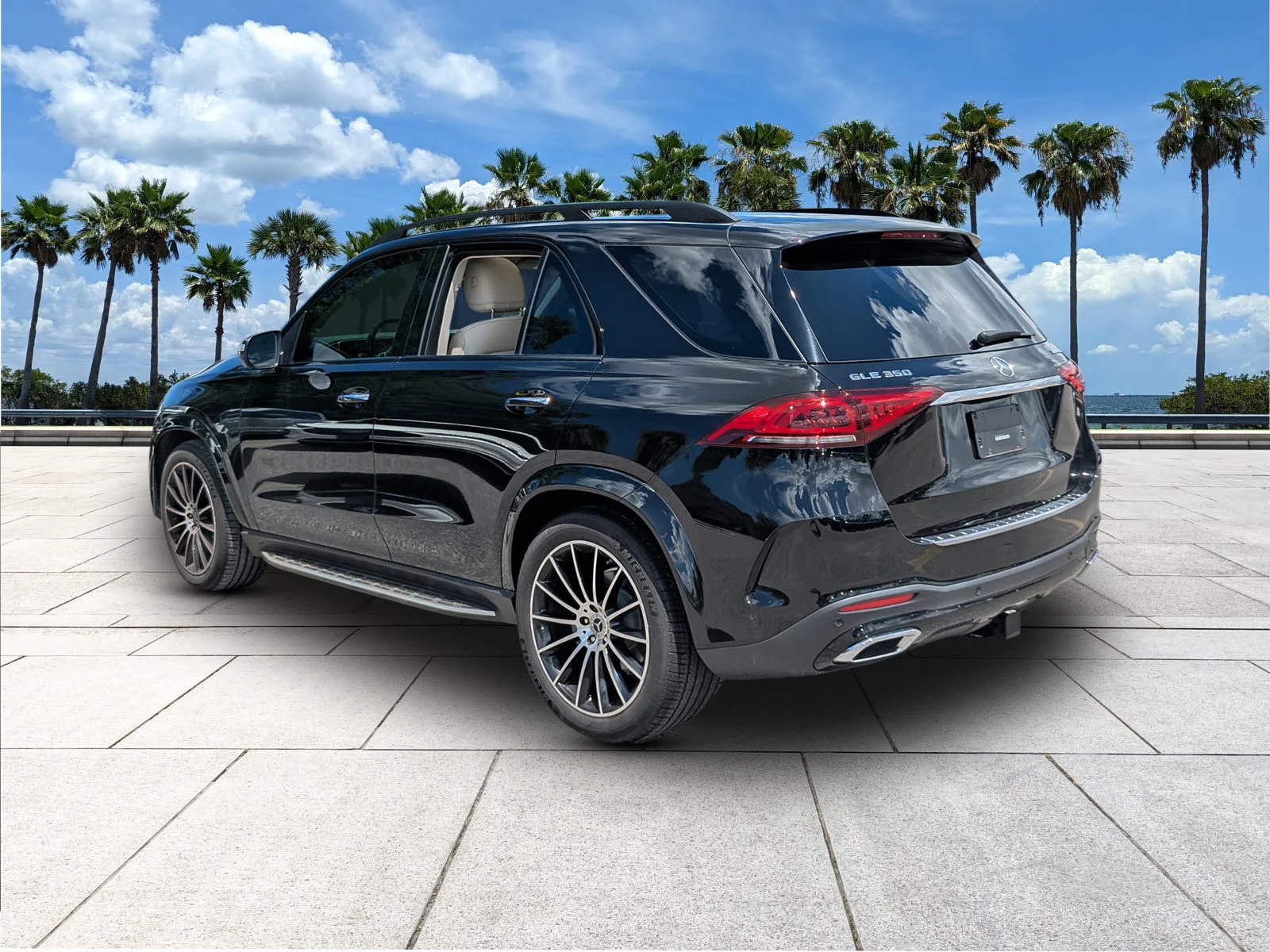 Certified Used 2021 Black Mercedes-Benz GLE 350 image 6