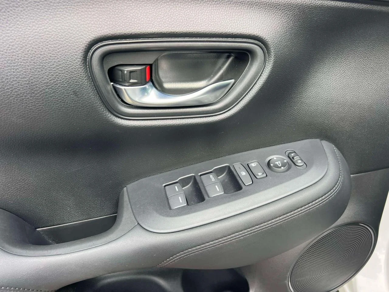 2024 Honda HR-V LX - Photo 20