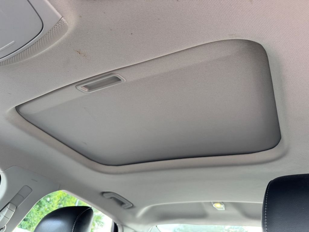Used 2016 Black Ford SE image 25
