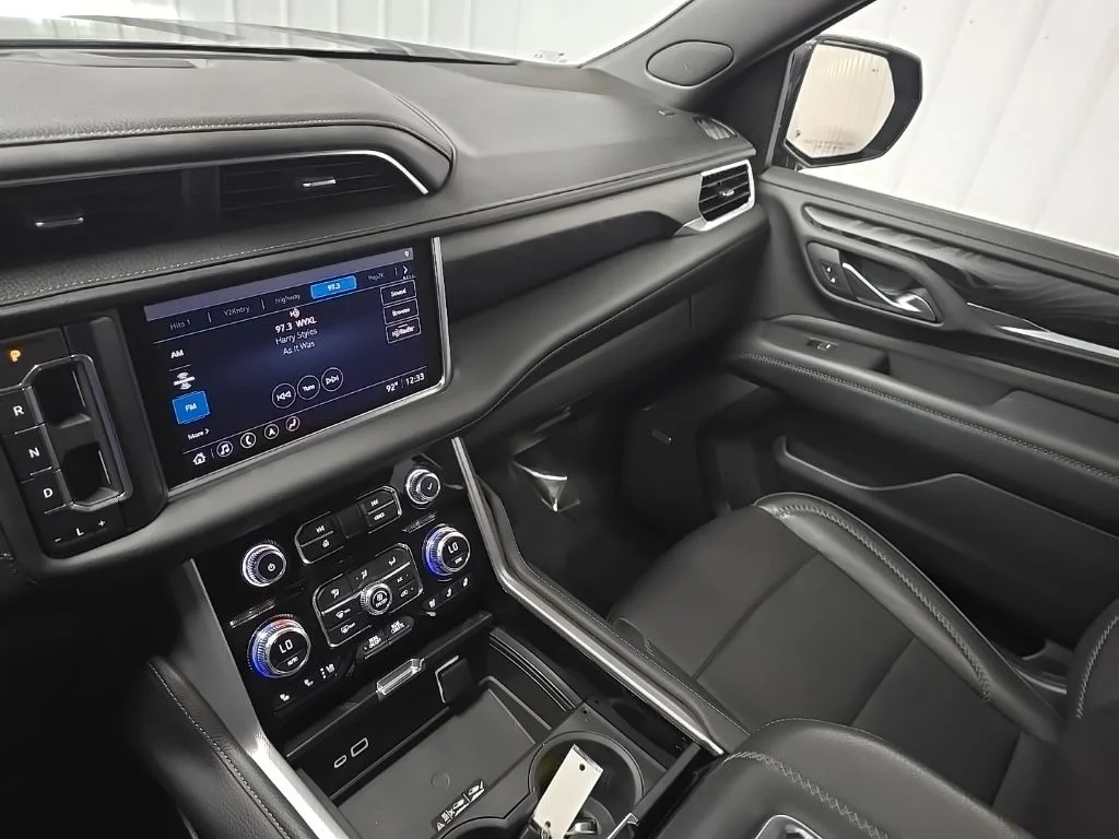 Used 2021 Black GMC Denali image 27