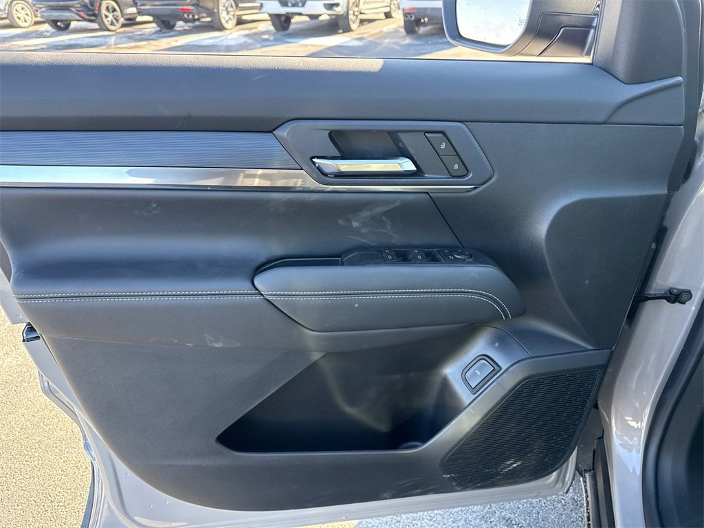 2026 GMC TERRAIN - Image 13