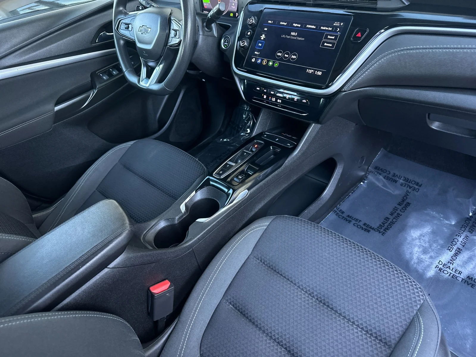 Used 2023 SUMMIT WHITE Chevrolet LT image 16